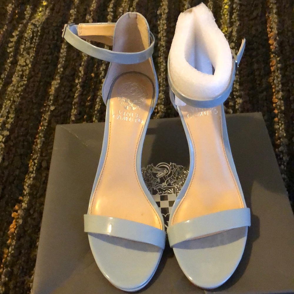VINCE CAMUTO Women’s Shoes
